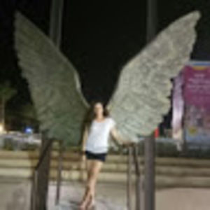 Meet your Posher, Ella